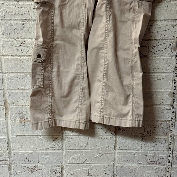 Hollister Mid-Rise Relaxed Boot Cargo Pants (12L / W31L) - Picture 4 of 9